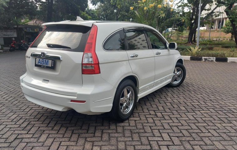 Honda CR-V 2.4 i-VTEC 2011 Putih