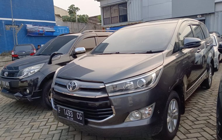 Toyota Kijang Innova V Luxury A/T Gasoline