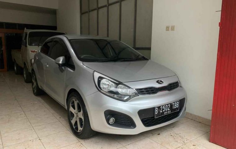 Dijual KIA RIO  Mesin sehat Halus, sangat enak tidak ada kendala