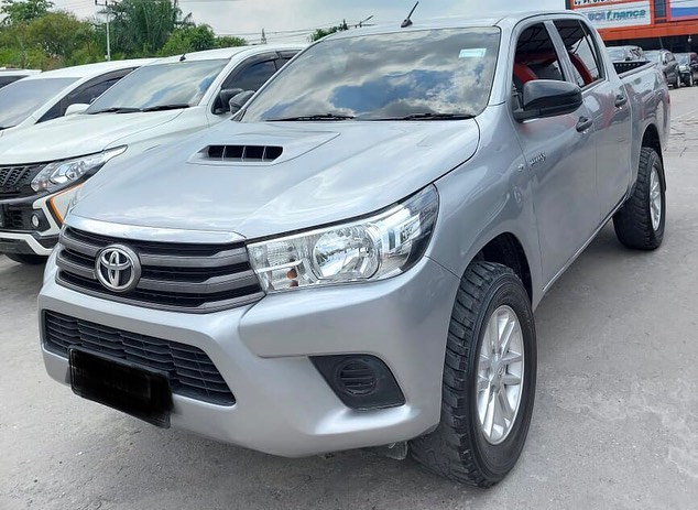 Toyota Hilux DC 4x4 E 2017