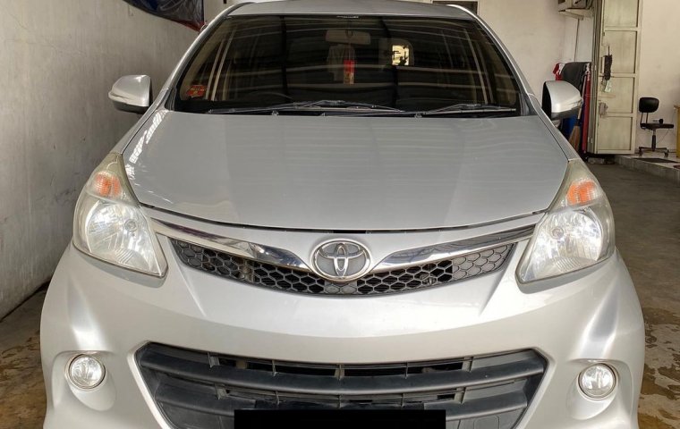 Toyota Avanza Veloz 2014 Putih