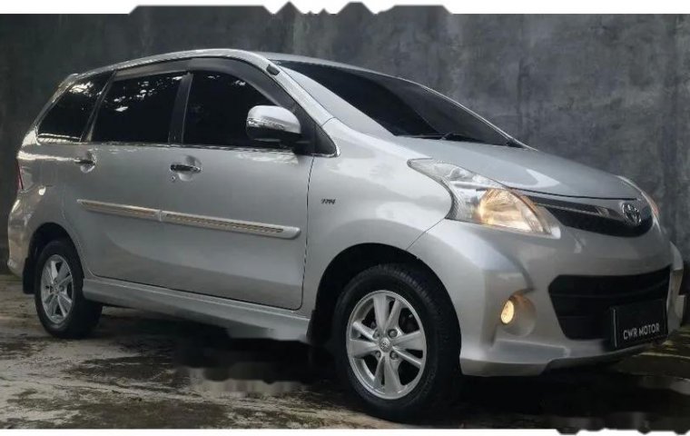 Dijual mobil bekas Toyota Avanza Luxury Veloz, Jawa Barat 