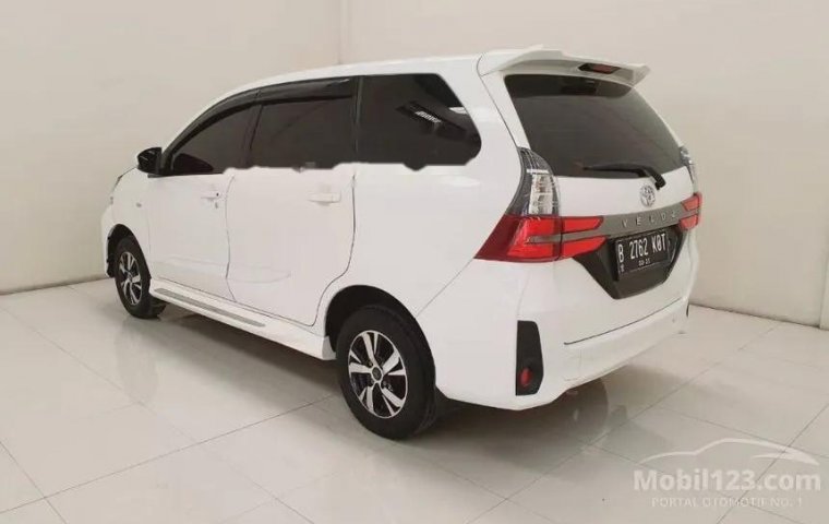 Banten, Toyota Avanza Veloz 2020 kondisi terawat