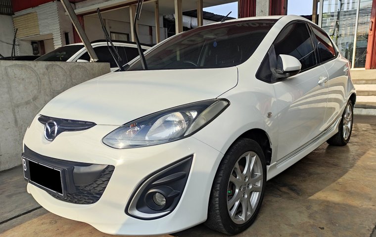 Mazda 2 R A/T 2011 Hatchback DP Minim