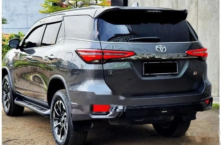 Mobil Toyota Fortuner 2021 SRZ dijual, DKI Jakarta