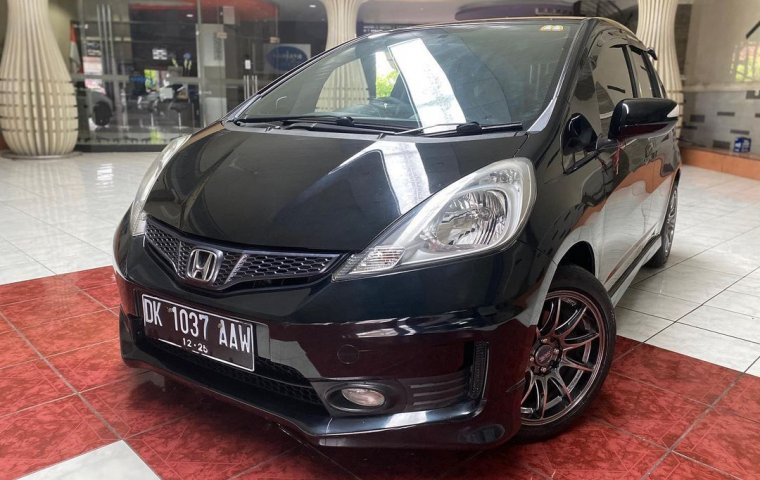 Mobil Bekas Honda Jazz RS CVT 2011 Hitam