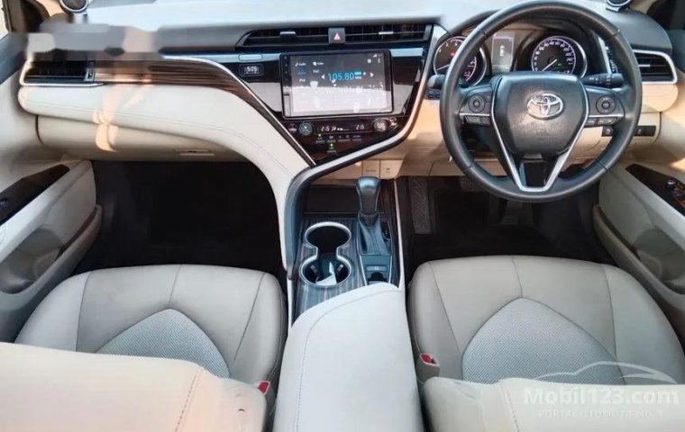 Mobil Toyota Camry 2019 V dijual, DKI Jakarta