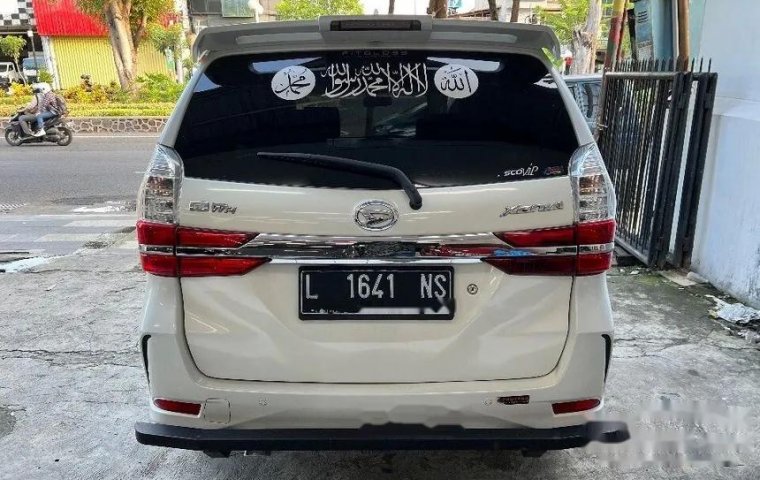 Dijual mobil bekas Daihatsu Xenia R, Jawa Timur 