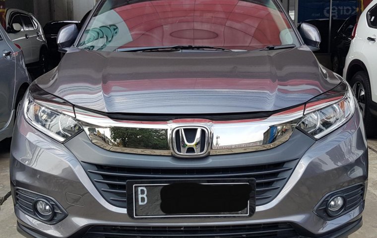 Honda HRV E Facelift A/T ( Matic ) 2018 Abu2 Km ASLI 28rban Mulus Siap Pakai