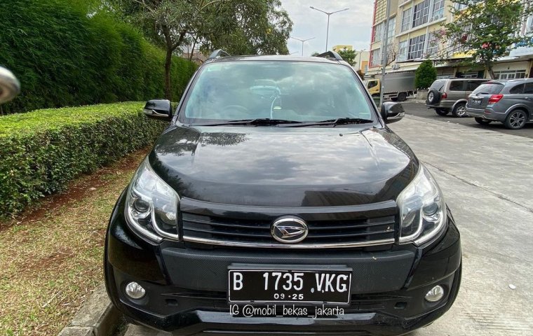 Daihatsu Terios R 2015