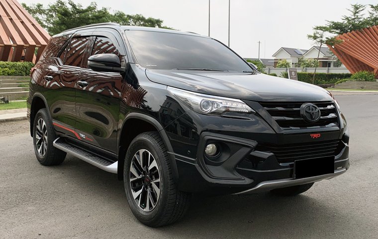 Toyota Fortuner VRZ TRD Diesel 2018/2019 DP Minim