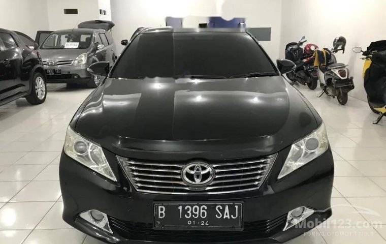 Jual Toyota Camry G 2013 harga murah di Banten