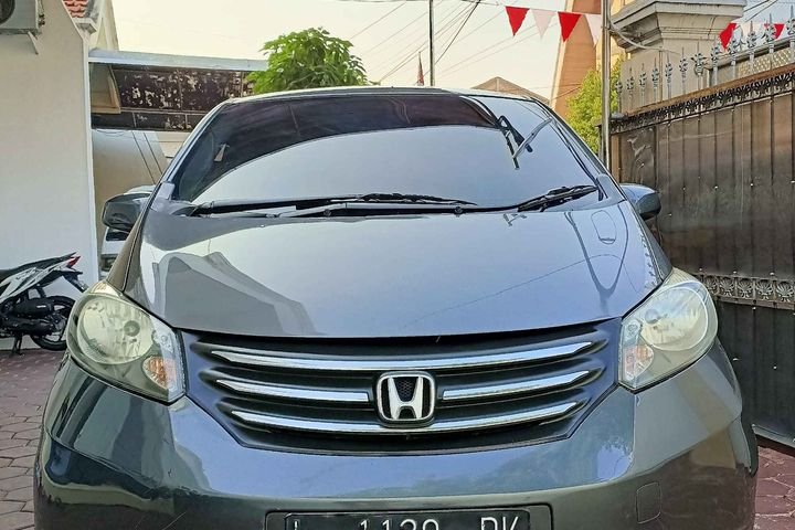 Honda Freed PSD GB3 1.5 E AT th 2009 Warna Abu Abu Metalik