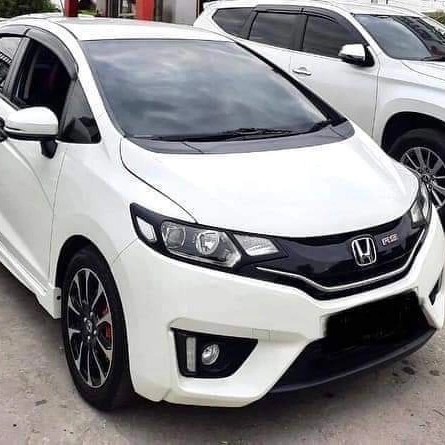 Honda Jazz RS CVT 2016