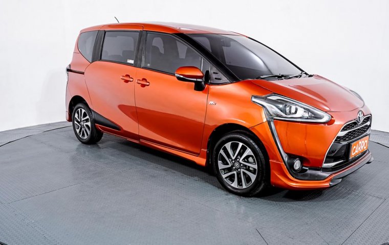 JUAL Toyota Sienta Q AT 2017 Orange