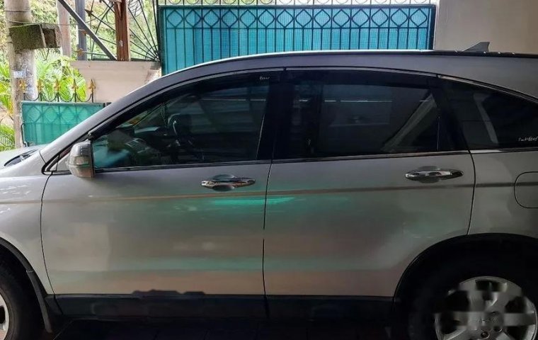 Jual cepat Honda CR-V 2.4 i-VTEC 2009 di Banten