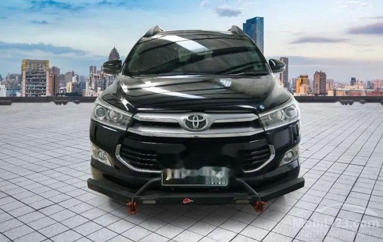 Jual Toyota Kijang Innova V 2019 harga murah di Jawa Timur