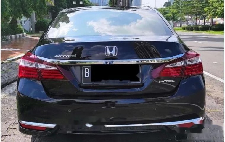 Jual mobil bekas murah Honda Accord VTi-L 2016 di Banten