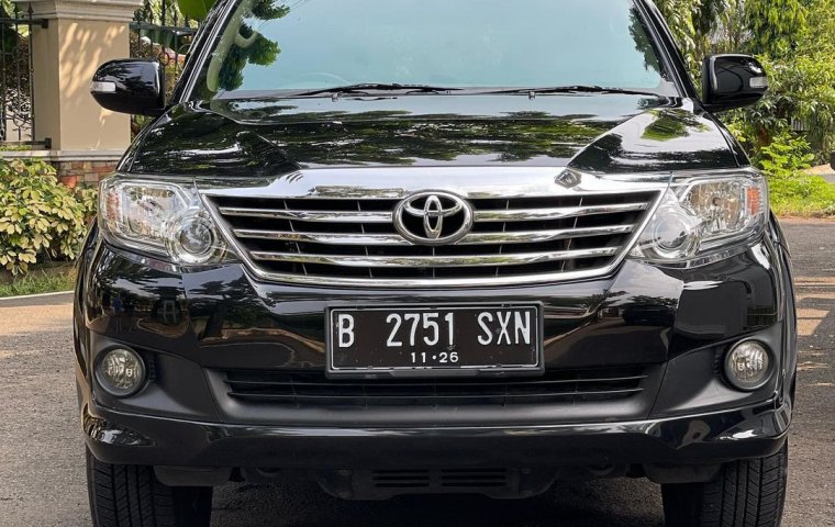 Toyota grand Fortuner 2.5 G At Diesel 2011 Hitam