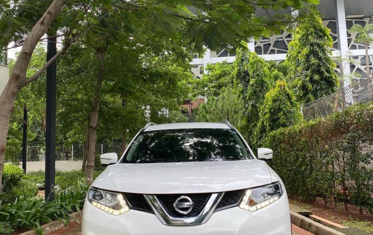 Nissan X-Trail 2.5 2015 Putih