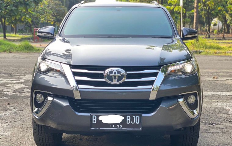 Toyota Fortuner 2.4 VRZ AT Grey 2016