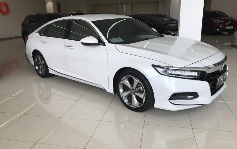 Honda Accord 1.5 EL