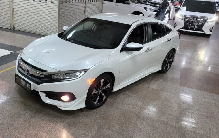 Honda Civic 1.5L Turbo 2016