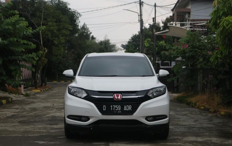 Honda HR-V E CVT 2015 Putih