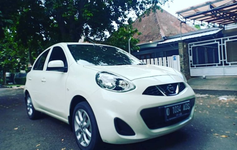 Nissan March 1.2 Automatic 2015