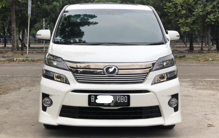 TOYOTA VELLFIRE Z GOLDEN EYE AT PUTIH 2013 BANTING HARGA SAMPE RATUSAN JUTA!!