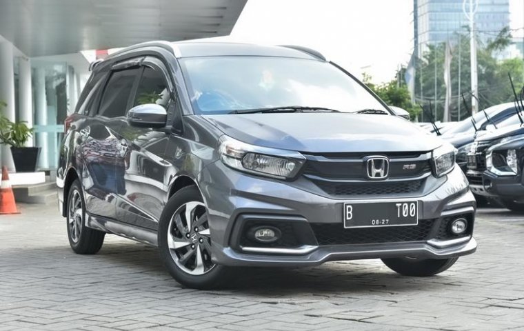 Honda Mobilio RS CVT 2017 Abu-abu Siap Pakai Murah Bergaransi Kilometer Asli DP 15Juta