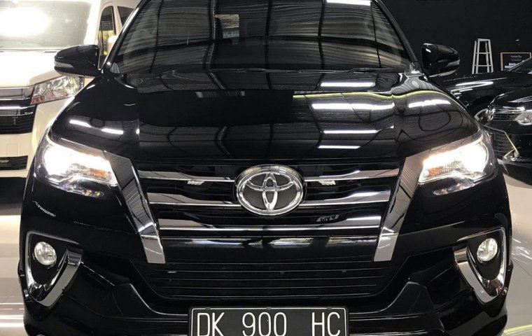 Toyota Fortuner VRZ 2016 Hitam