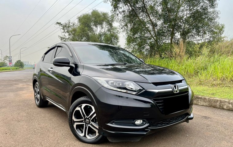 Honda HR-V 1.8L Prestige Matic AT 2017 Hitam