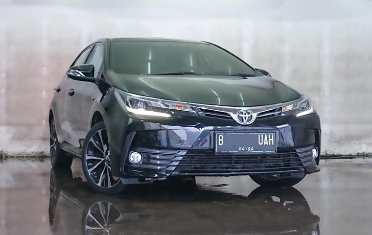 Toyota Corolla Altis V AT 2018 Hitam Siap Pakai Murah Bergaransi Kilometer Asli DP 30Juta