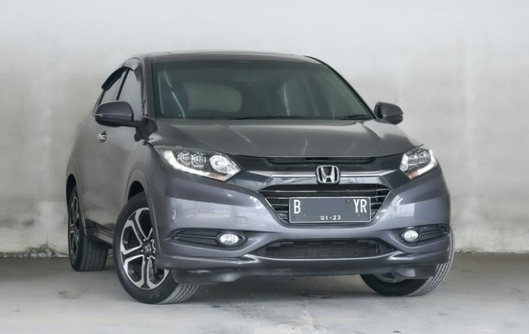 Honda HR-V E Prestige 2015 Abu-abu Siap Pakai Murah Bergaransi Kilometer Asli DP Minim 25Juta