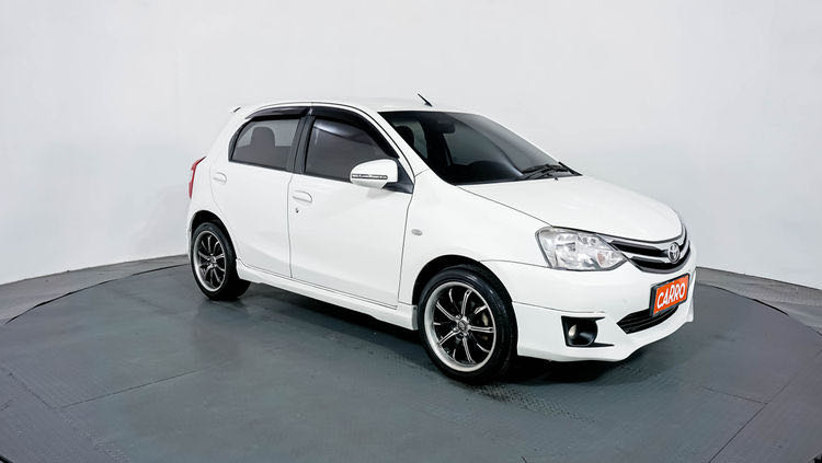 Toyota Etios Valco G MT 2016