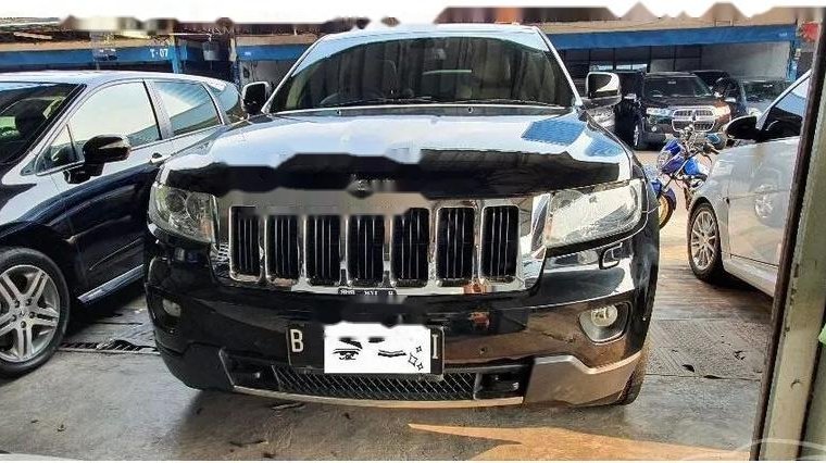 Jeep Grand Cherokee 2012 DKI Jakarta dijual dengan harga termurah