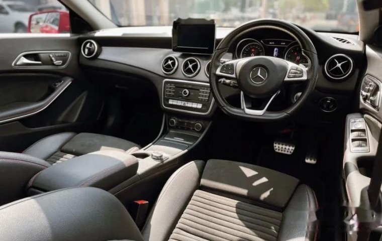 Mercedes-Benz AMG 2018 DKI Jakarta dijual dengan harga termurah