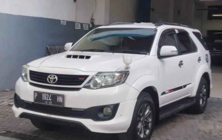 Mobil Toyota Fortuner 2015 G TRD terbaik di Jawa Timur