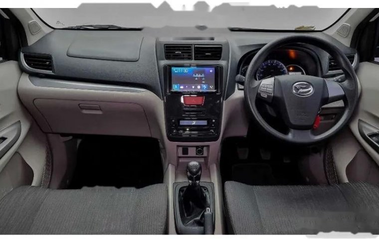 Jawa Barat, Daihatsu Xenia R 2019 kondisi terawat