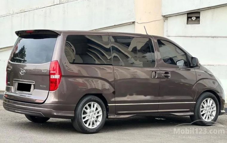 Hyundai H-1 2015 DKI Jakarta dijual dengan harga termurah