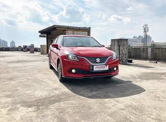 Suzuki Baleno Hatchback A/T 2017 Hatchback