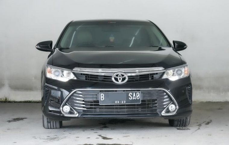 Toyota camry V 2.5 4x2 AT 2018