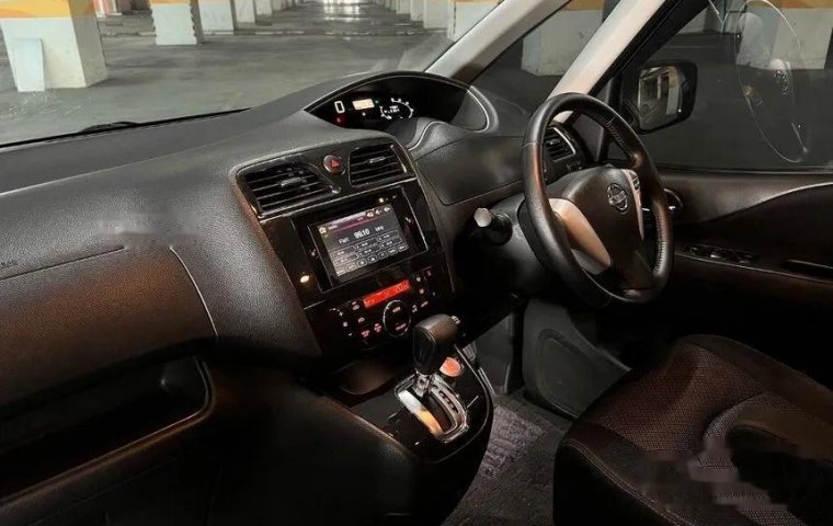 Jual mobil bekas murah Nissan Serena Highway Star 2014 di DKI Jakarta