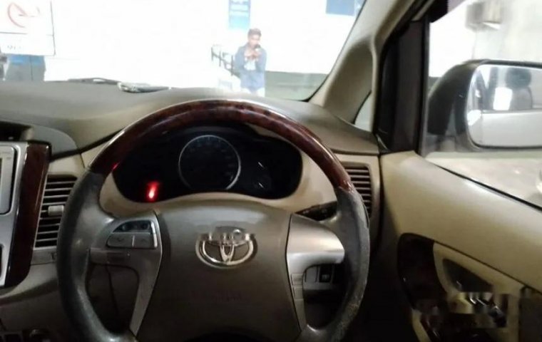 Toyota Kijang Innova 2010 Jawa Barat dijual dengan harga termurah