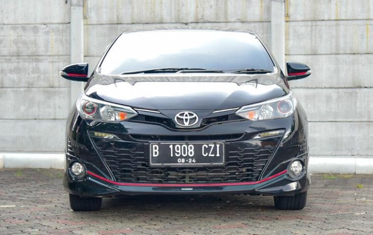 Yaris s trd 7AB 1.5 4x2 AT B 2019