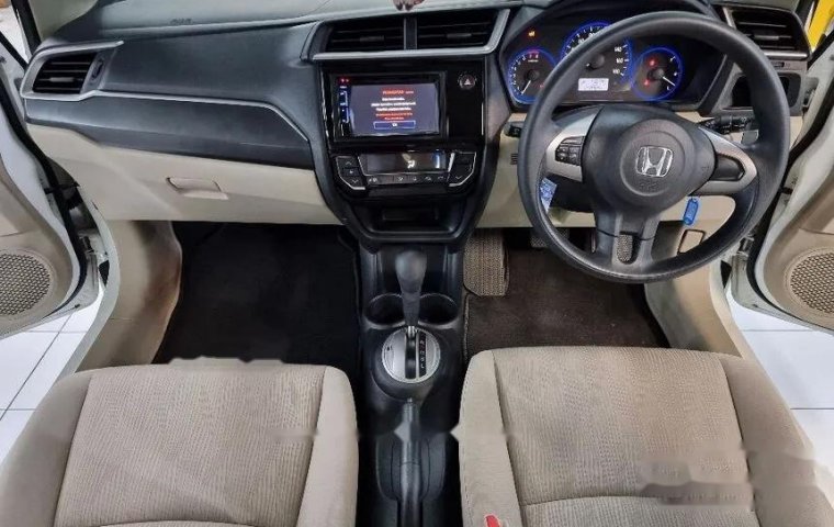 Jual Honda Mobilio E 2018 harga murah di Jawa Timur