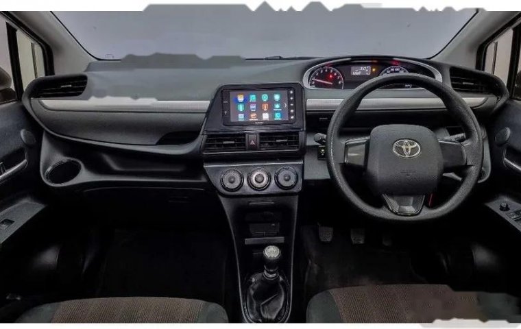 Dijual mobil bekas Toyota Sienta G, Banten 