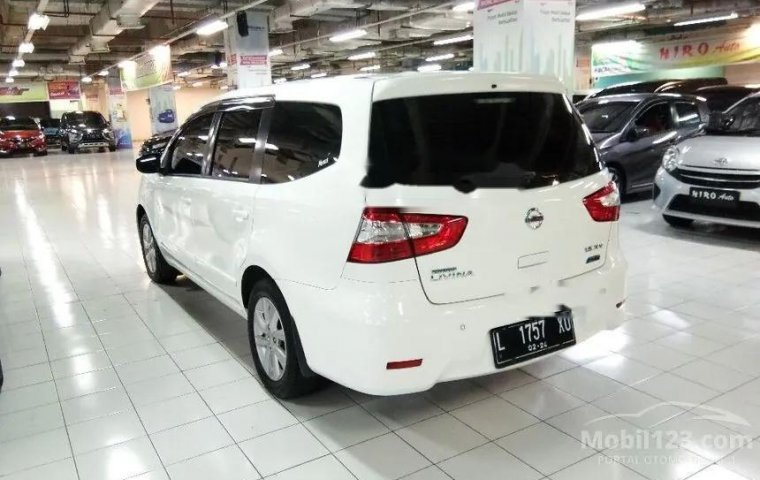 Jawa Timur, jual mobil Nissan Grand Livina XV 2013 dengan harga terjangkau