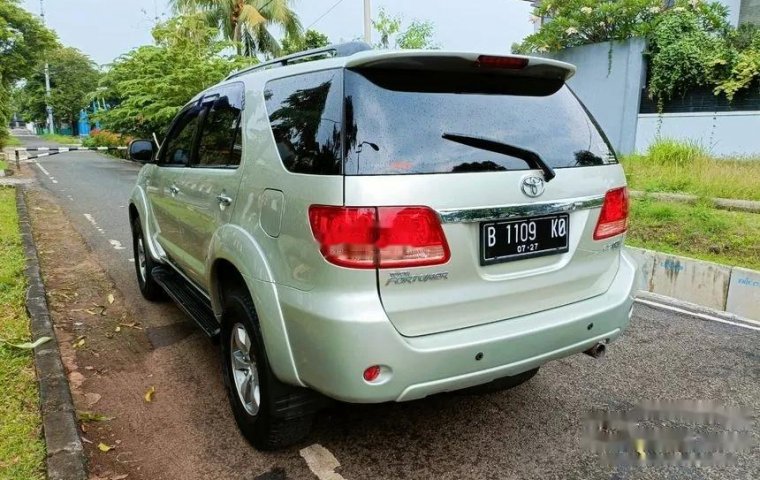 Jual Toyota Fortuner G Luxury 2007 harga murah di Jawa Barat